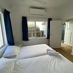 Braeside 12