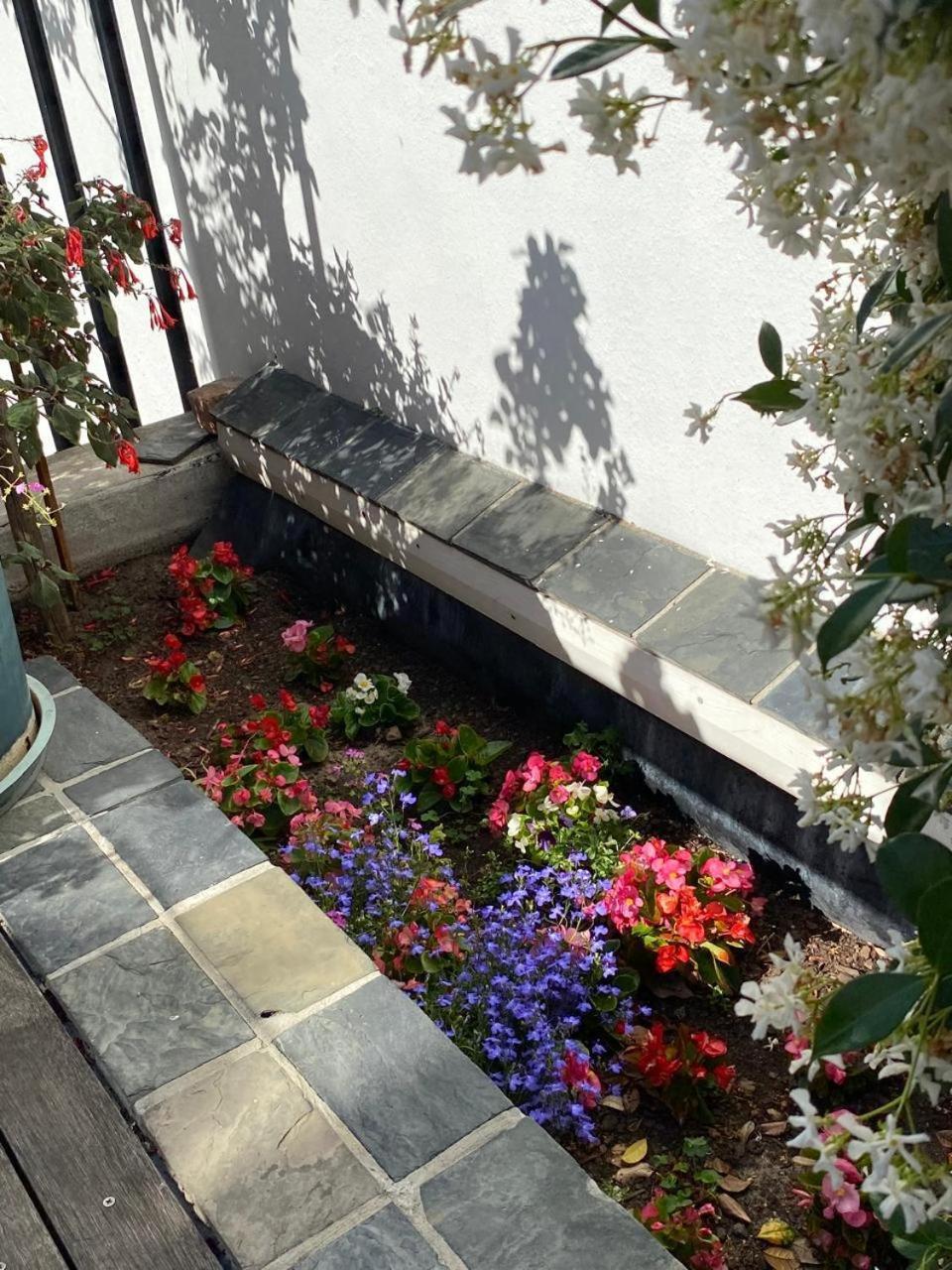 Braeside 12 * Cape Town