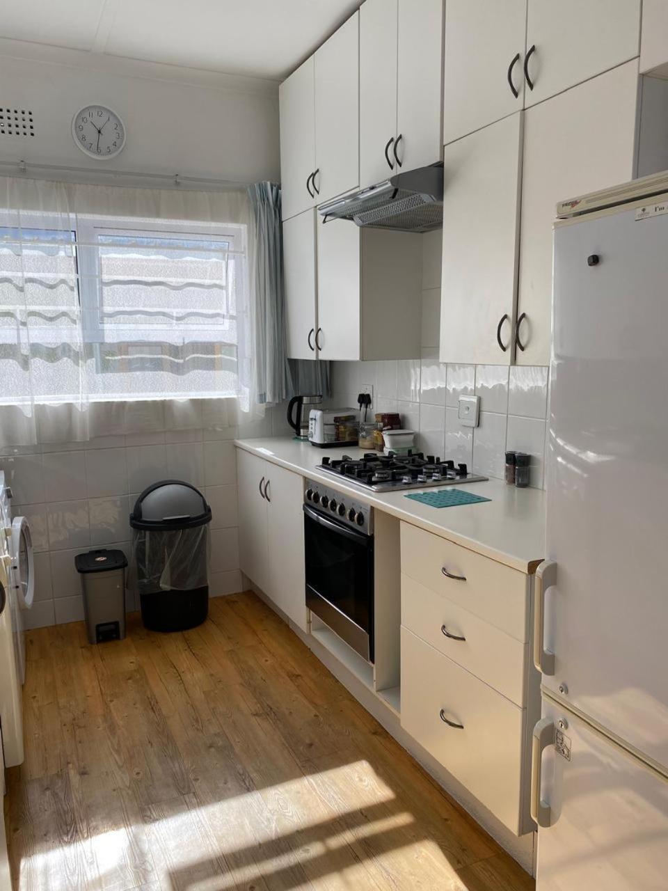 Braeside 12 * Cape Town