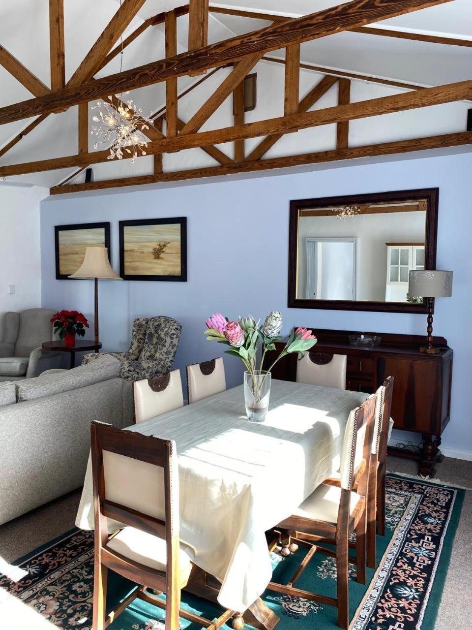 Braeside 12 Apartment