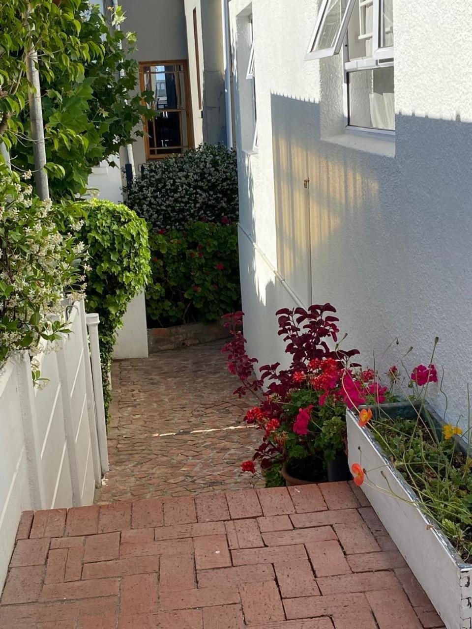 Braeside 12 Apartment *